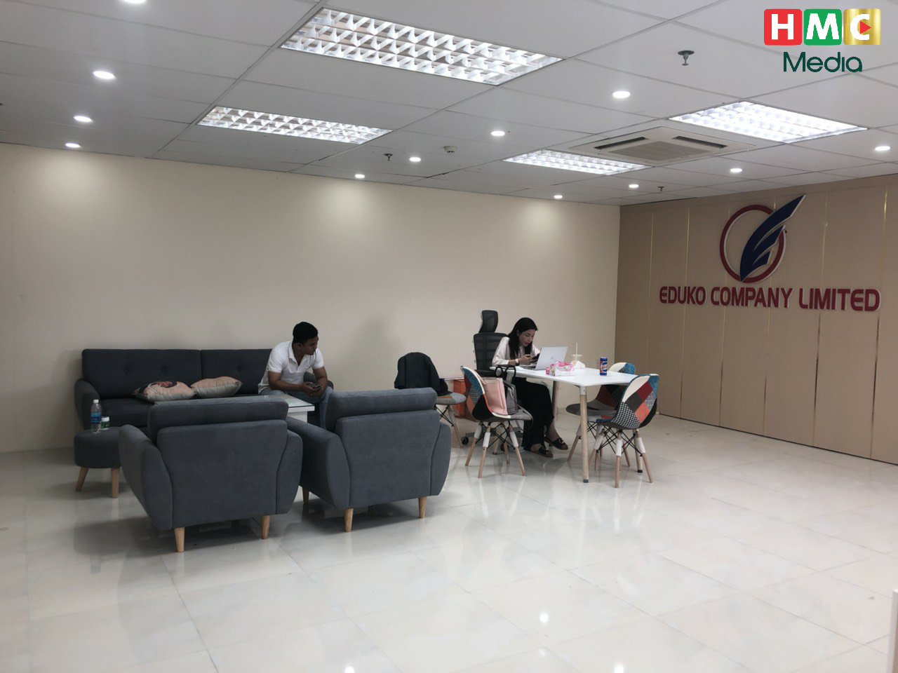 Thi công văn phòng làm việc