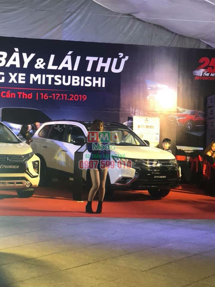 Trưng bày và láy thử xe mitsubishi