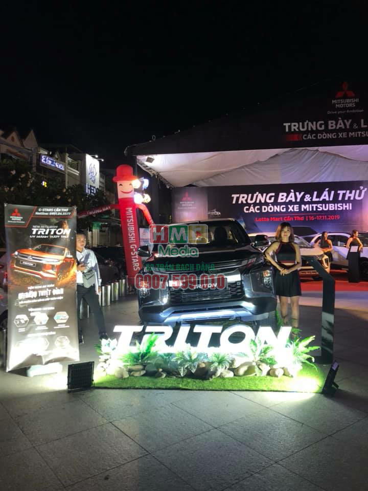 Trưng bày và láy thử xe mitsubishi