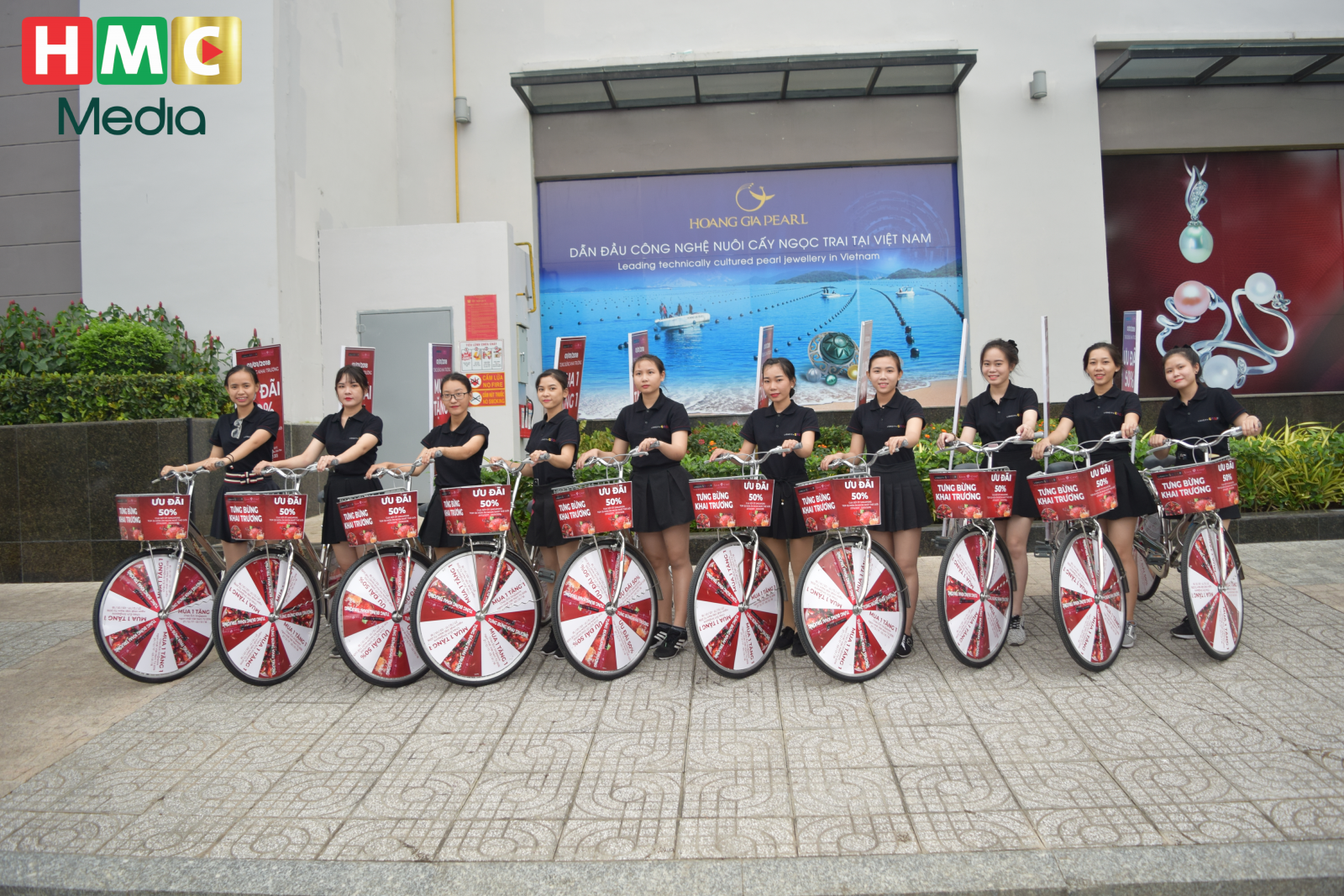 Tổ chức Roadshow