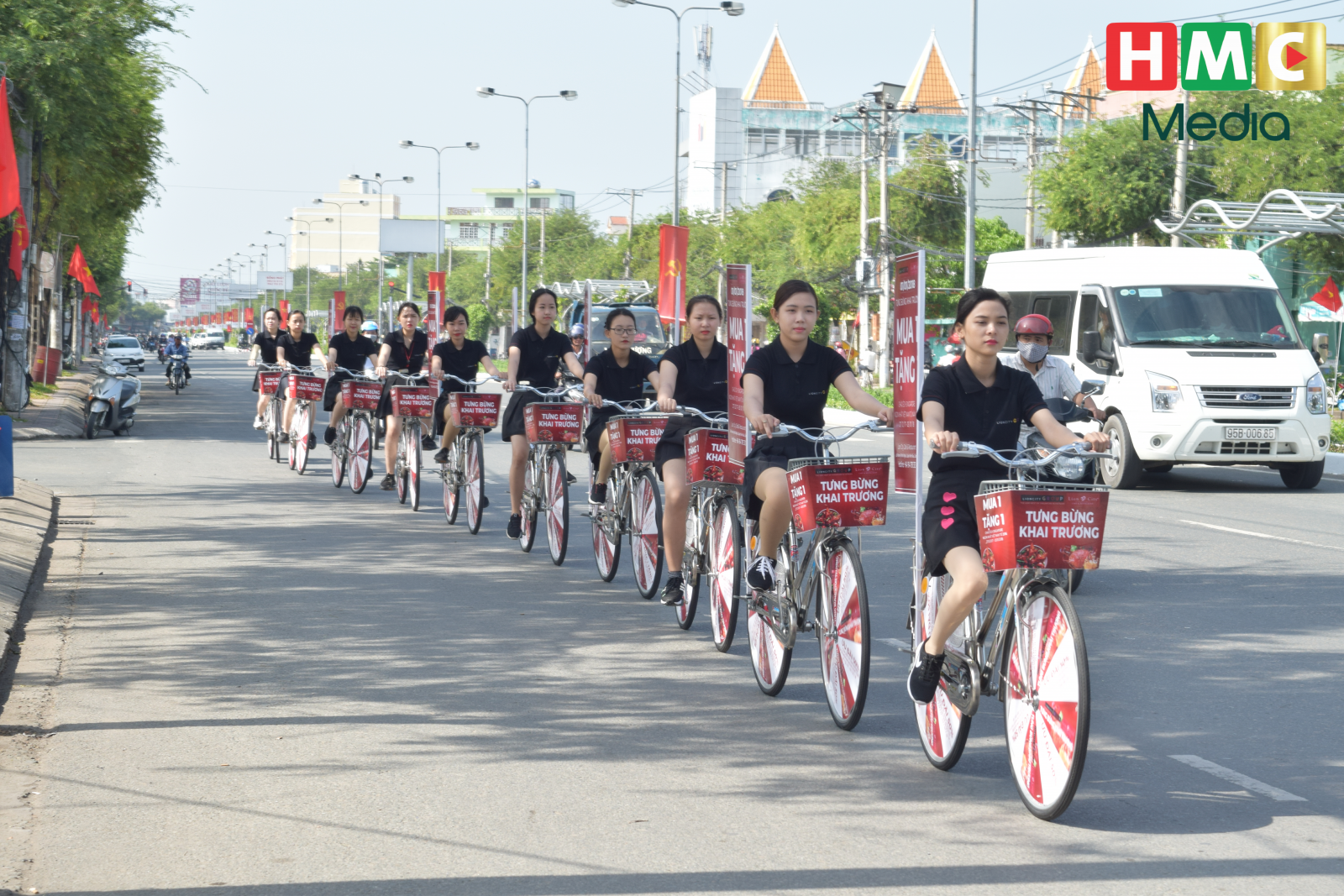 Tổ chức Roadshow