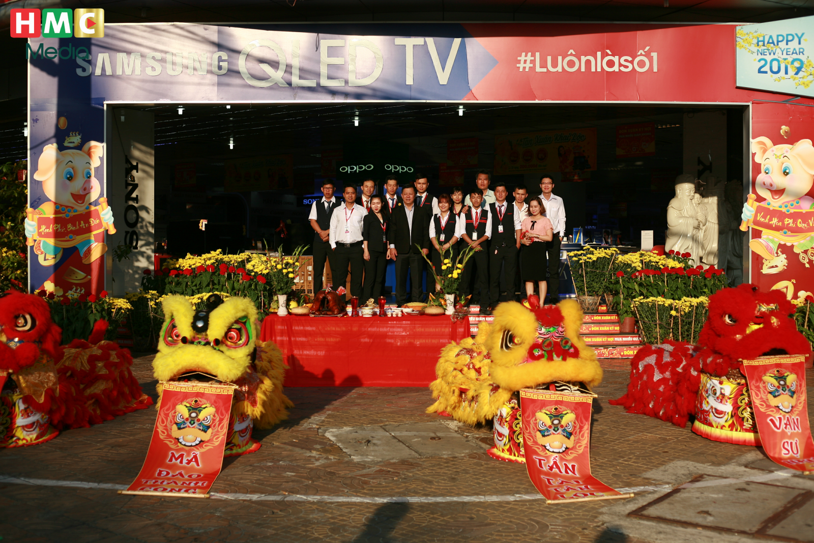 Tổ chức sự kiện có các loại hình nào? Lĩnh vực của tổ chức sự kiện rất đa dạng nên loại có nhiều loại hình về tổ chức sự kiện, các loại hình phổ biến của tổ chức sự kiện: -	Khai trương, khánh thành