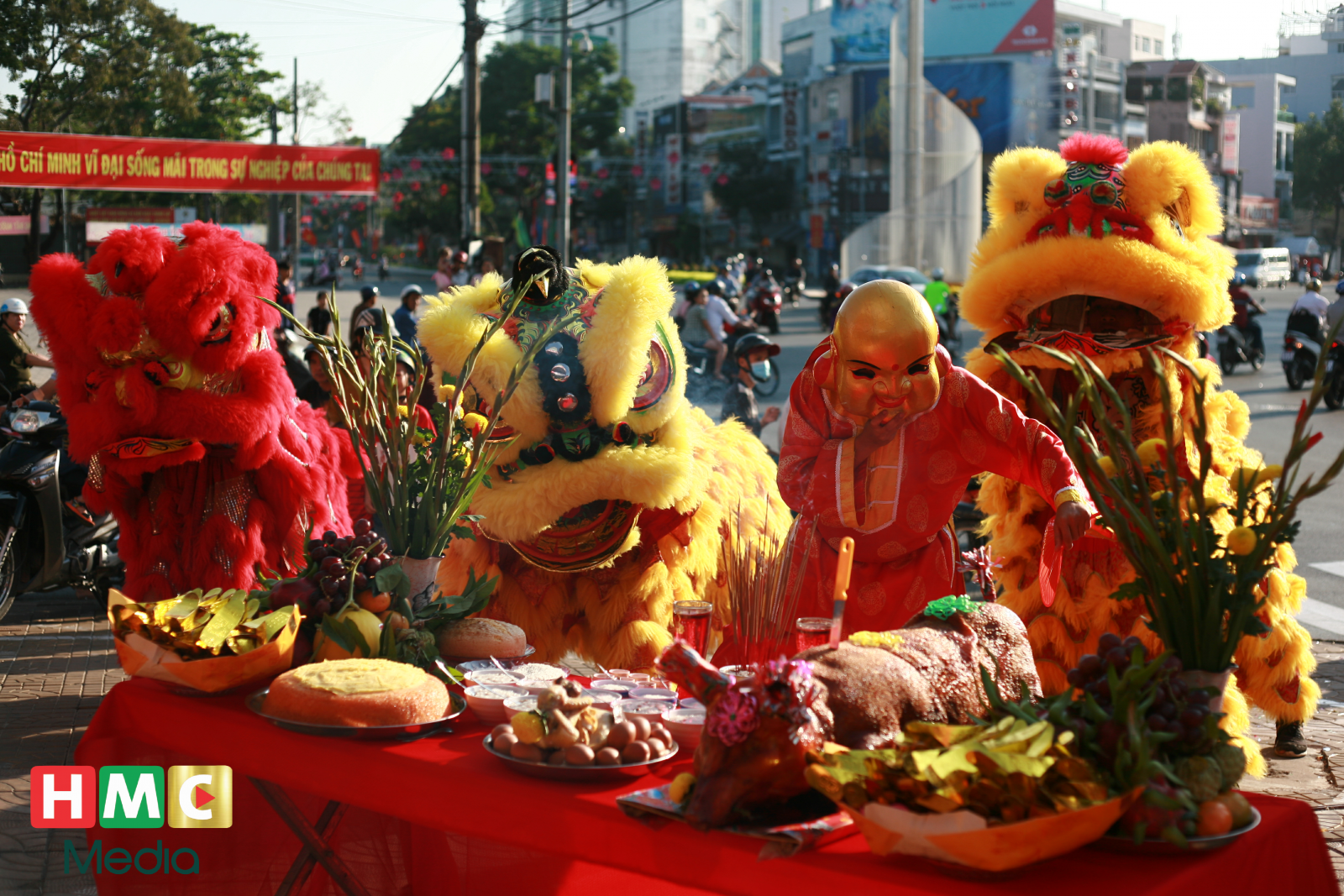 Khánh thành khai trương