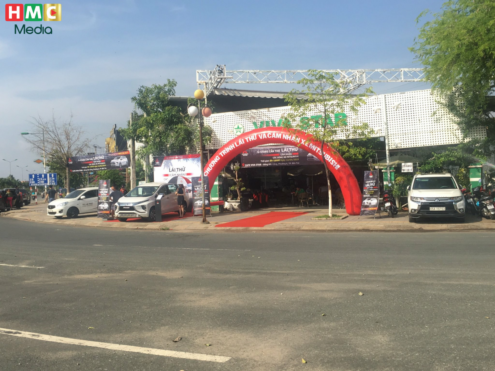 Chuỗi sự kiện trưng bày và lái thử xe Mitsubishi