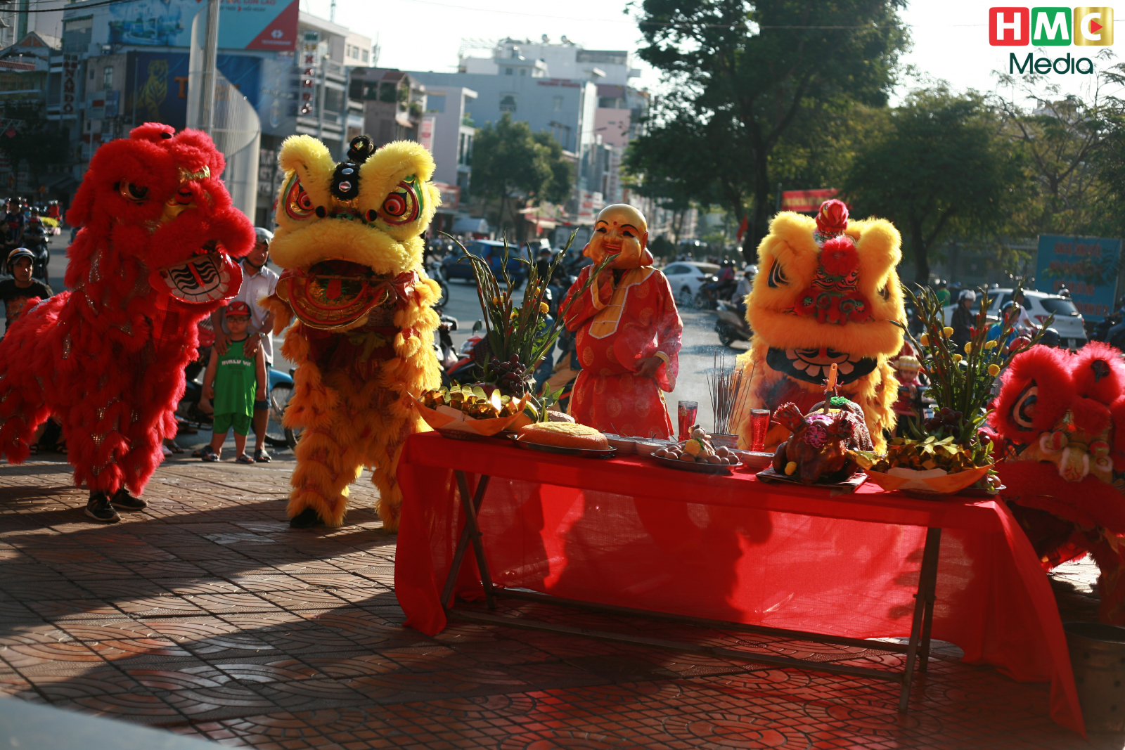 Khánh thành khai trương